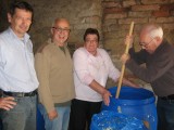 yBilder Sauerkraut-Stampfen 010